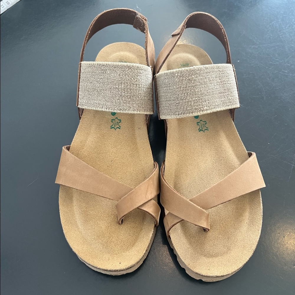 Cute and comfy summer sandals